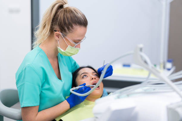 Best Orthodontic Emergency Dentist in Hubbard, TX